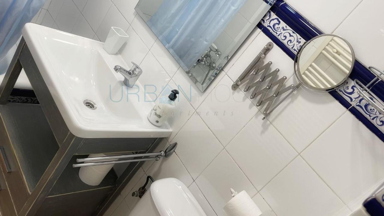 Vivienda Turistica Con Encanto Centrico, Wifi Y Patio Bilbao Dış mekan fotoğraf
